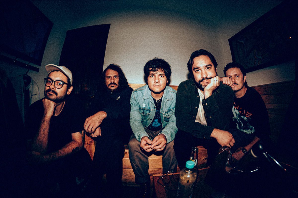 Adiós Cometa - Steadfast Records